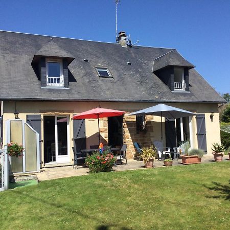 Coup De Coeur Assure ! Calm Comme A La Maison ! Maison Spacieuse Avec Grande Terrasse Pour 2 A 5 Personnes Proximite Granville Et Mer Avec Wifi Et Parking Gratuits 외부 사진
