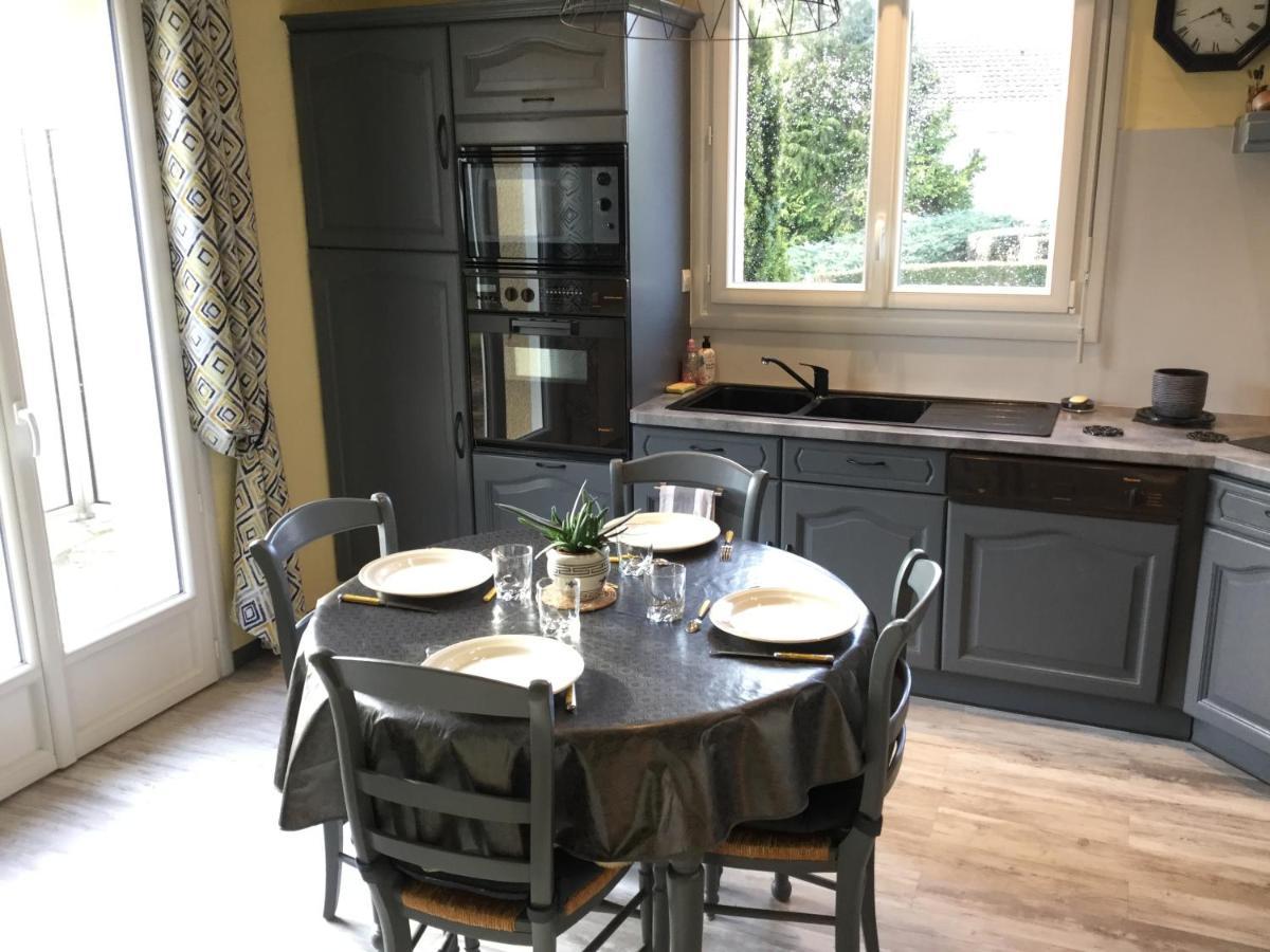 Coup De Coeur Assure ! Calm Comme A La Maison ! Maison Spacieuse Avec Grande Terrasse Pour 2 A 5 Personnes Proximite Granville Et Mer Avec Wifi Et Parking Gratuits 외부 사진