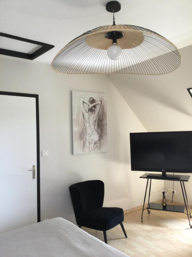 Coup De Coeur Assure ! Calm Comme A La Maison ! Maison Spacieuse Avec Grande Terrasse Pour 2 A 5 Personnes Proximite Granville Et Mer Avec Wifi Et Parking Gratuits 외부 사진