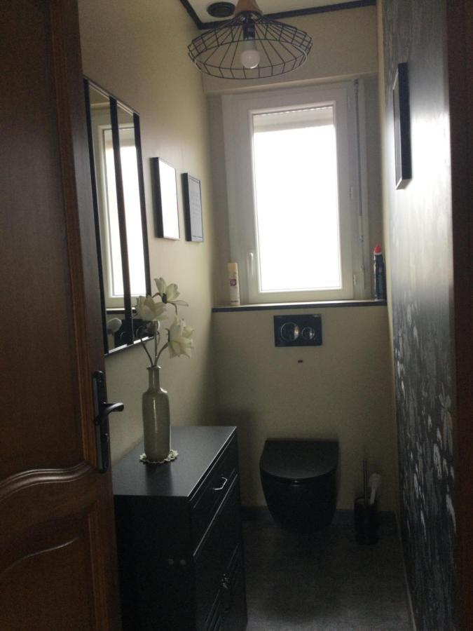 Coup De Coeur Assure ! Calm Comme A La Maison ! Maison Spacieuse Avec Grande Terrasse Pour 2 A 5 Personnes Proximite Granville Et Mer Avec Wifi Et Parking Gratuits 외부 사진