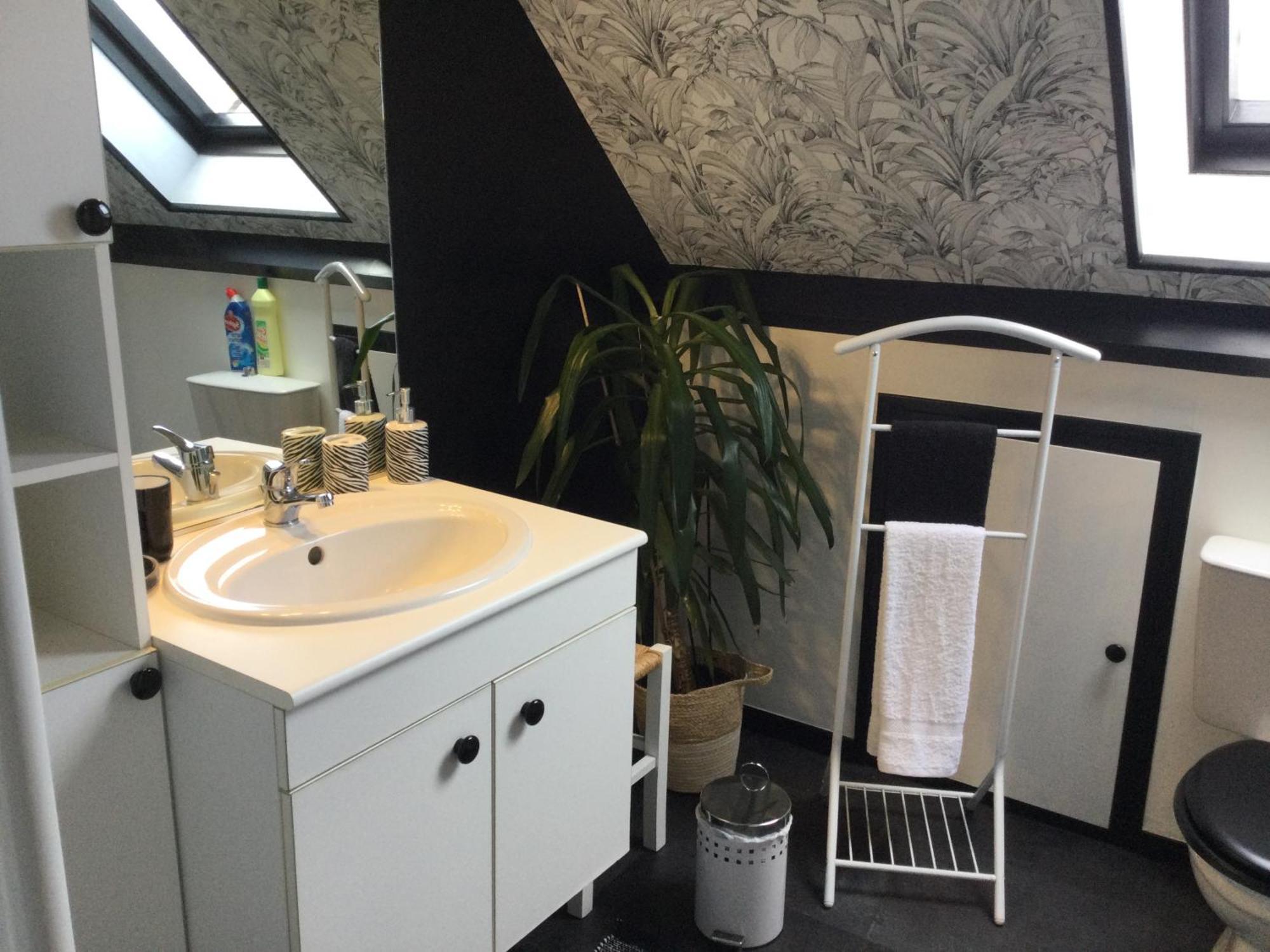 Coup De Coeur Assure ! Calm Comme A La Maison ! Maison Spacieuse Avec Grande Terrasse Pour 2 A 5 Personnes Proximite Granville Et Mer Avec Wifi Et Parking Gratuits 외부 사진